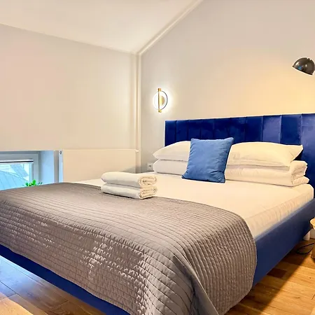 Mint Luxury Apartments At The Main Square-3
